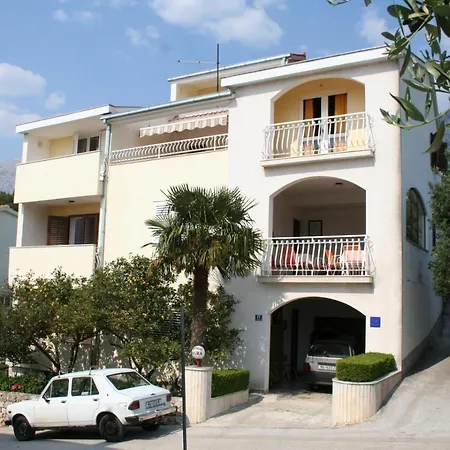 518a Апартаменты